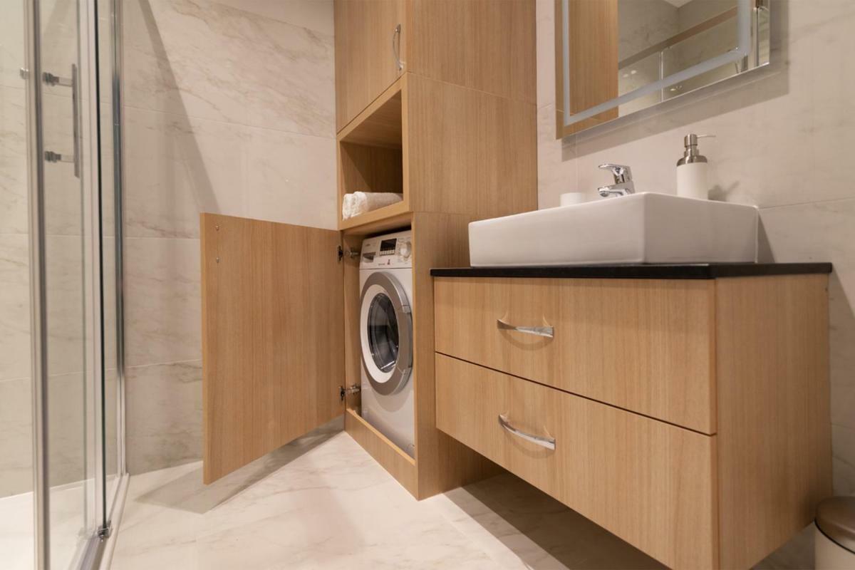オルシュティンApartament Tuwima Parkアパートメント エクステリア 写真