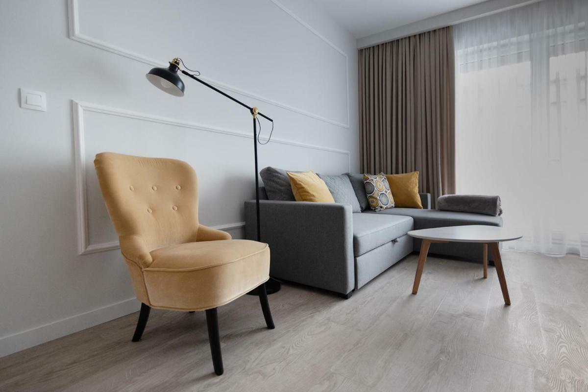 オルシュティンApartament Tuwima Parkアパートメント エクステリア 写真