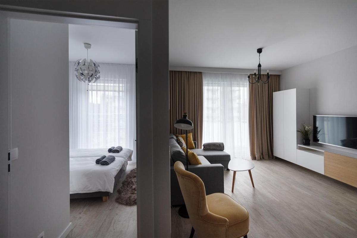 オルシュティンApartament Tuwima Parkアパートメント エクステリア 写真